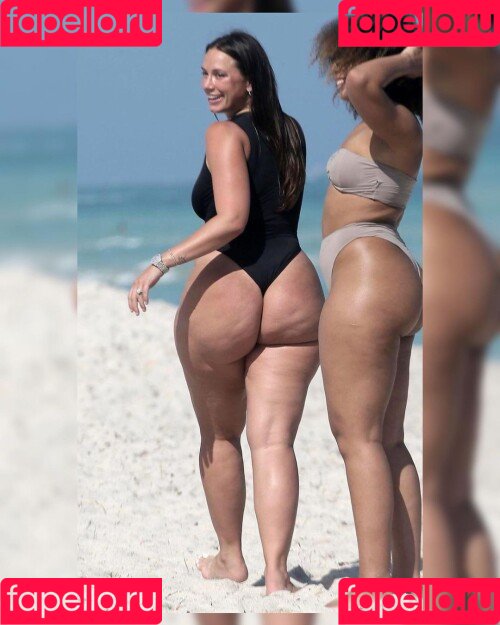 Yesjulz Onlyfans Photo Gallery 