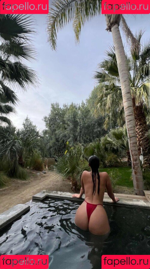 Yesjulz Onlyfans Photo Gallery 