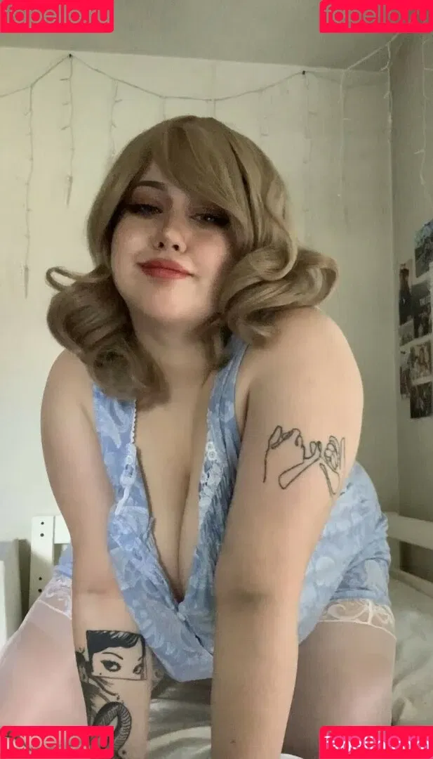 Moyumii Onlyfans Photo Gallery 