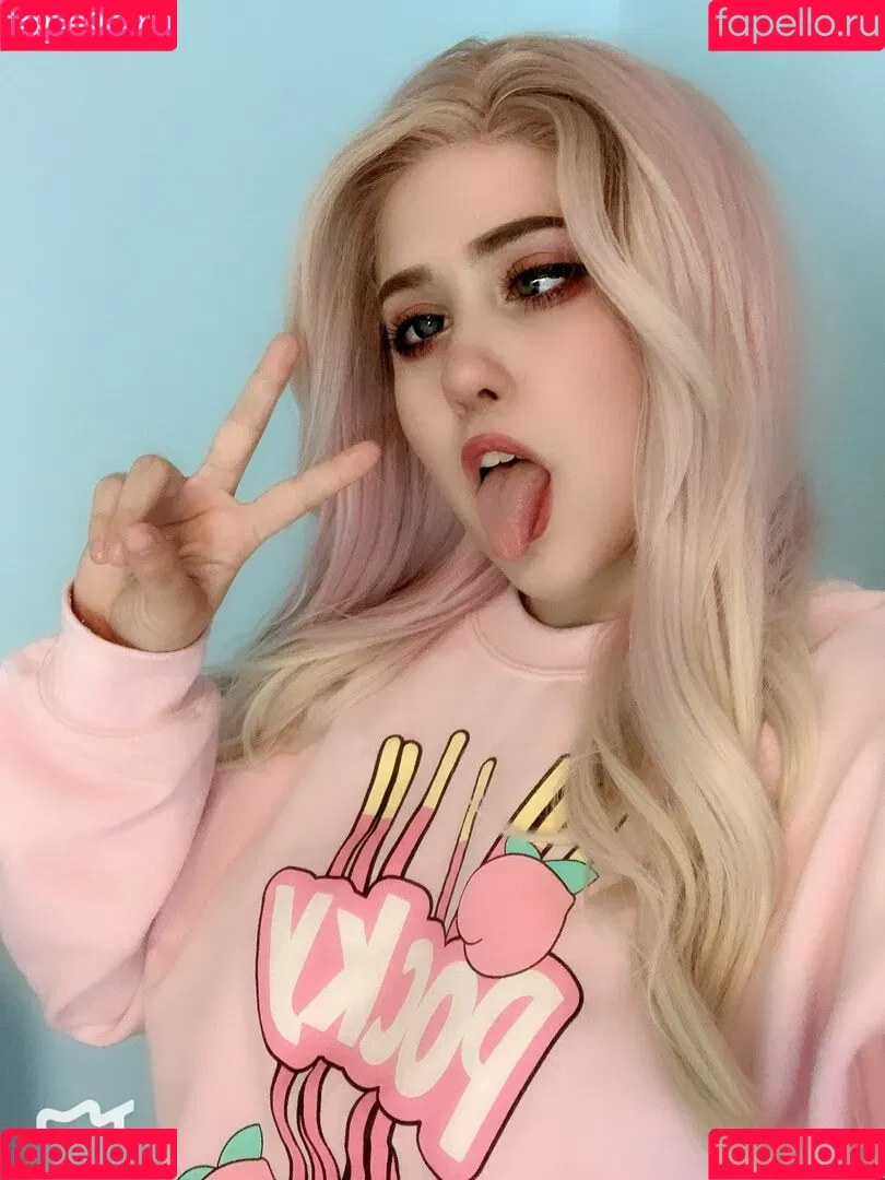 Moyumii Onlyfans Photo Gallery 