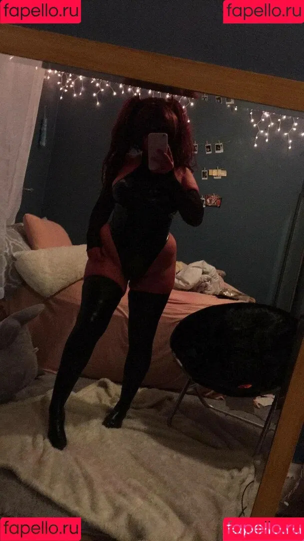 Moyumii Onlyfans Photo Gallery 