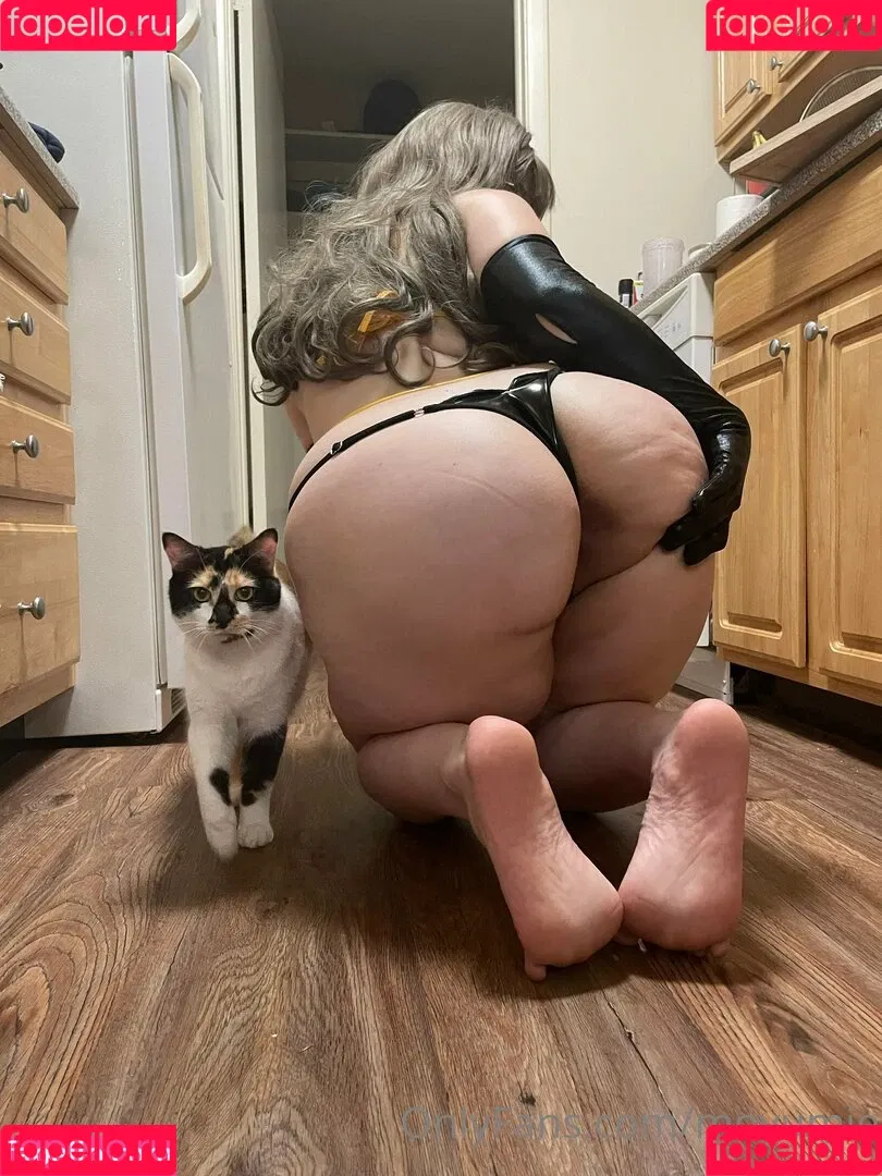 Moyumii Onlyfans Photo Gallery 