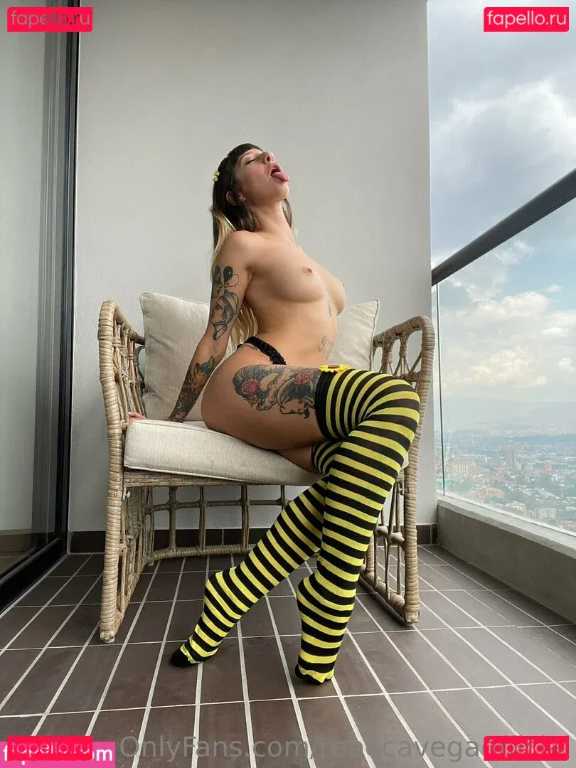 rebecavegaofficial Onlyfans Photo Gallery 