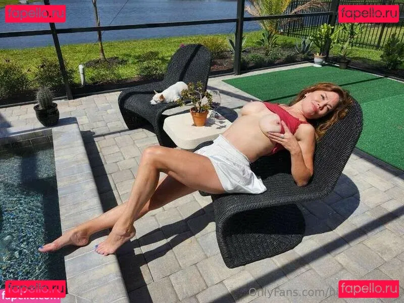 rebecavegaofficial Onlyfans Photo Gallery 