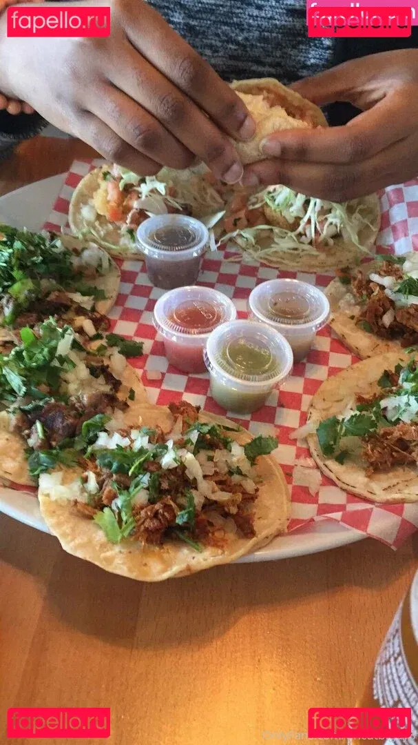 best_lu Onlyfans Photo Gallery 