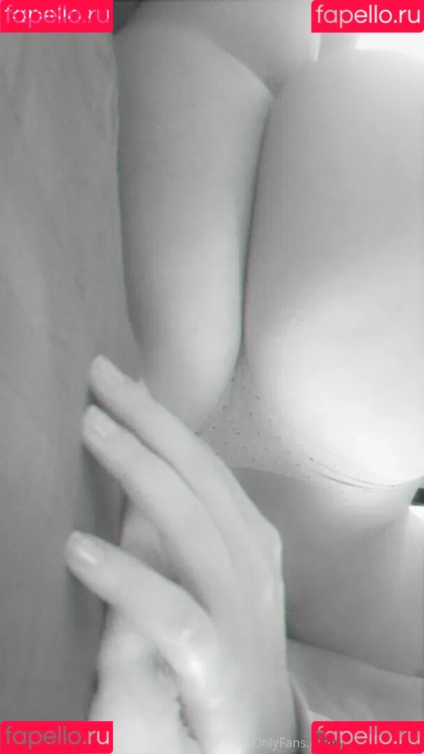 girlnumbersix Onlyfans Photo Gallery 
