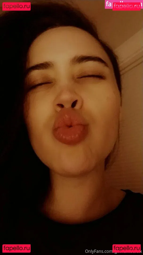 girlnumbersix Onlyfans Photo Gallery 