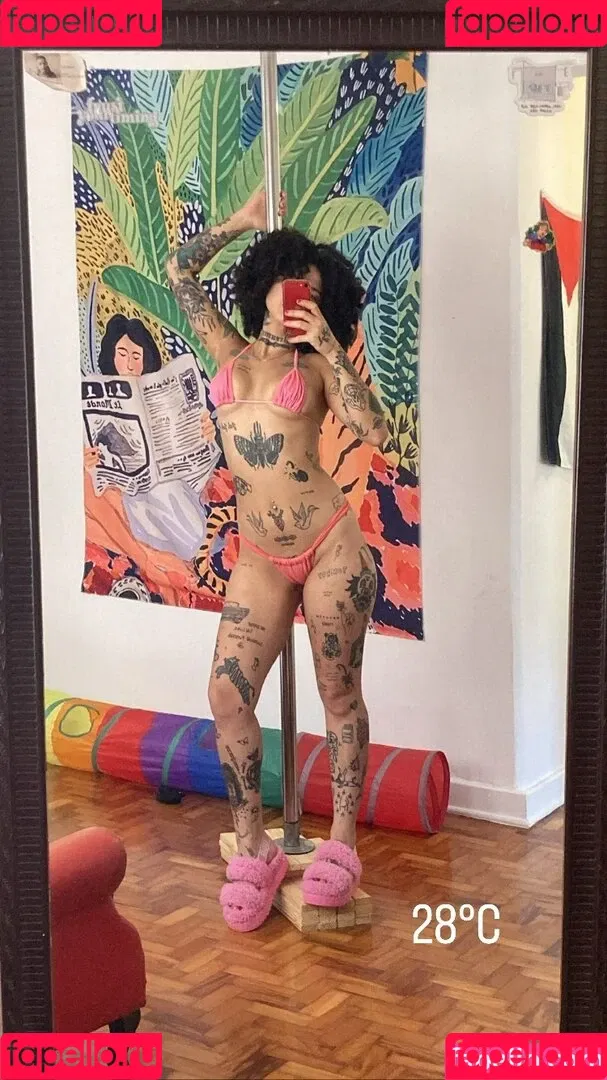 apropriad4mente Onlyfans Photo Gallery 