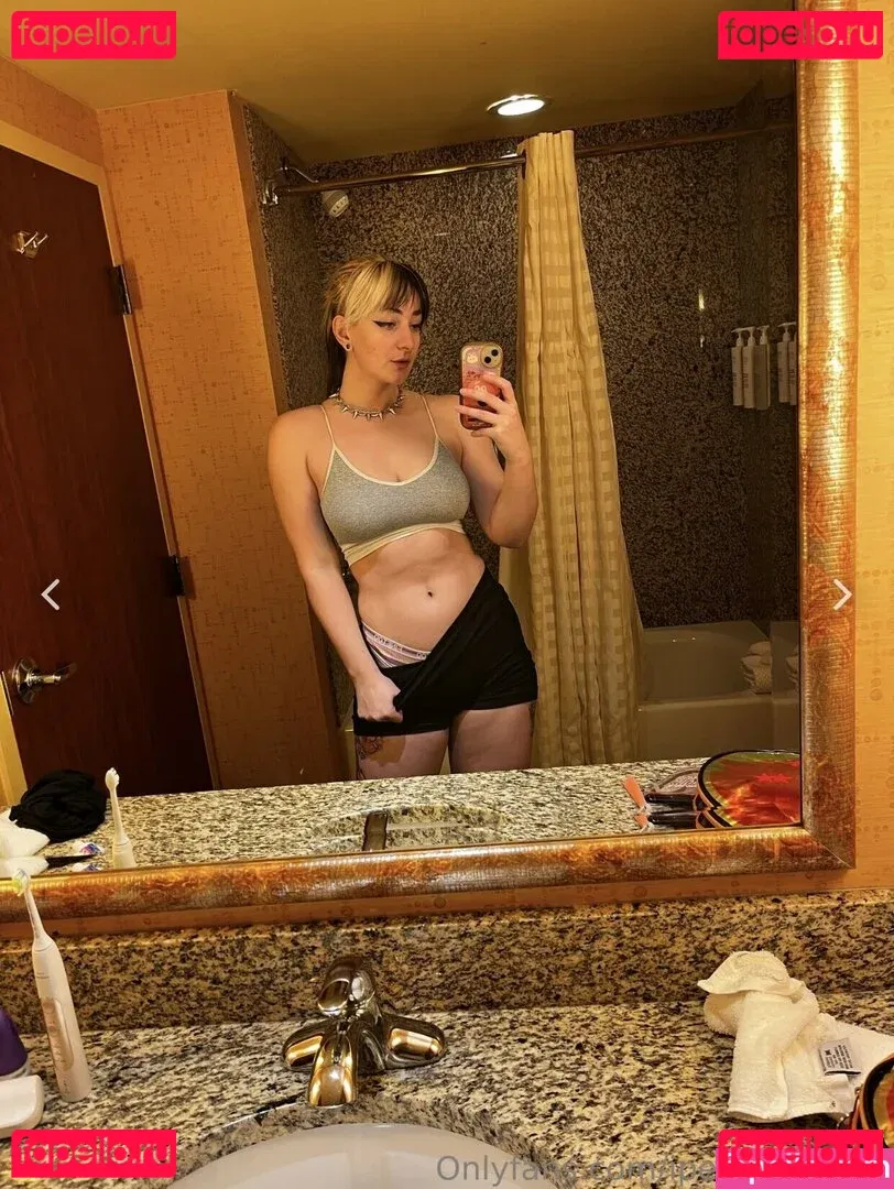 ipeachysweet Onlyfans Photo Gallery 