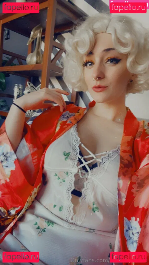 ipeachysweet Onlyfans Photo Gallery 