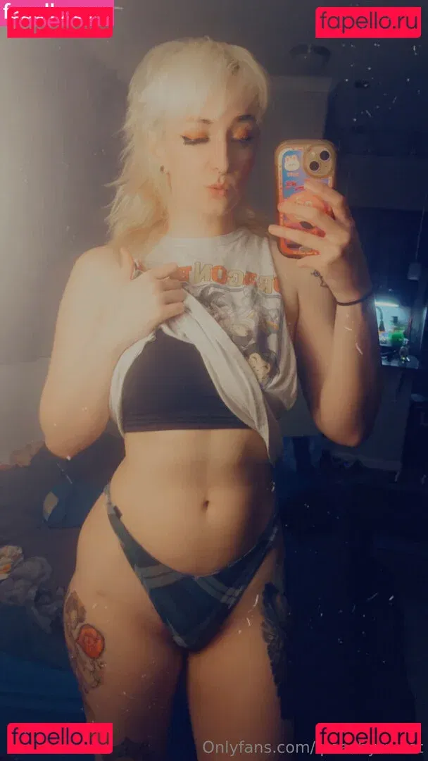 ipeachysweet Onlyfans Photo Gallery 