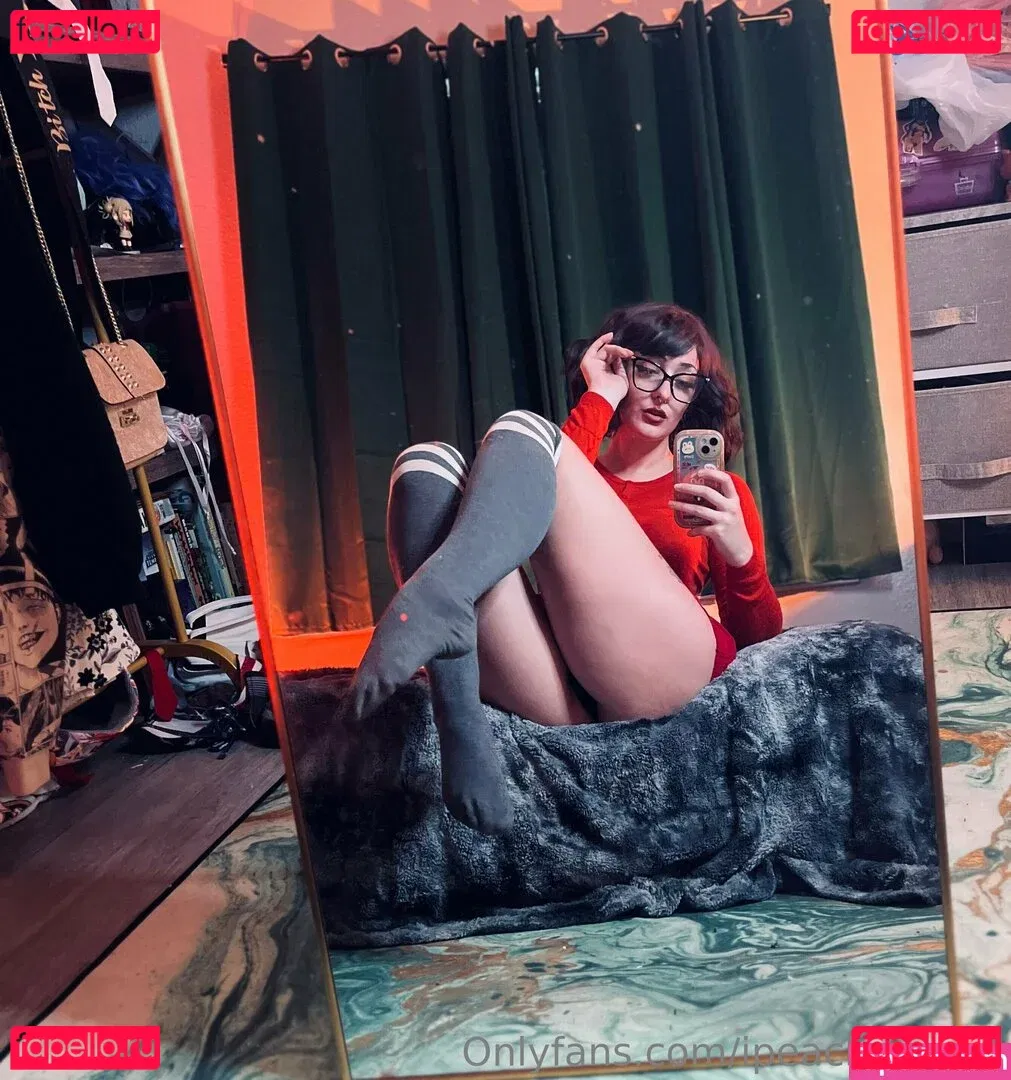 ipeachysweet Onlyfans Photo Gallery 