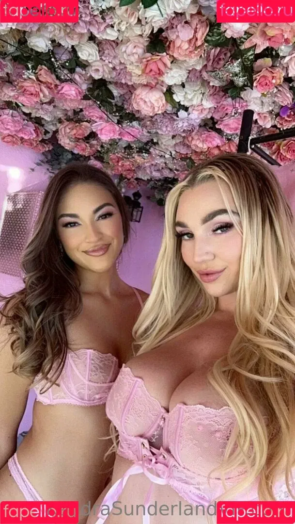KendraSunderland Onlyfans Photo Gallery 