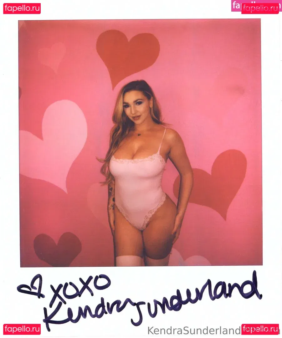 KendraSunderland Onlyfans Photo Gallery 
