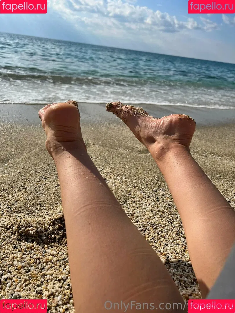 yesonee Onlyfans Photo Gallery 