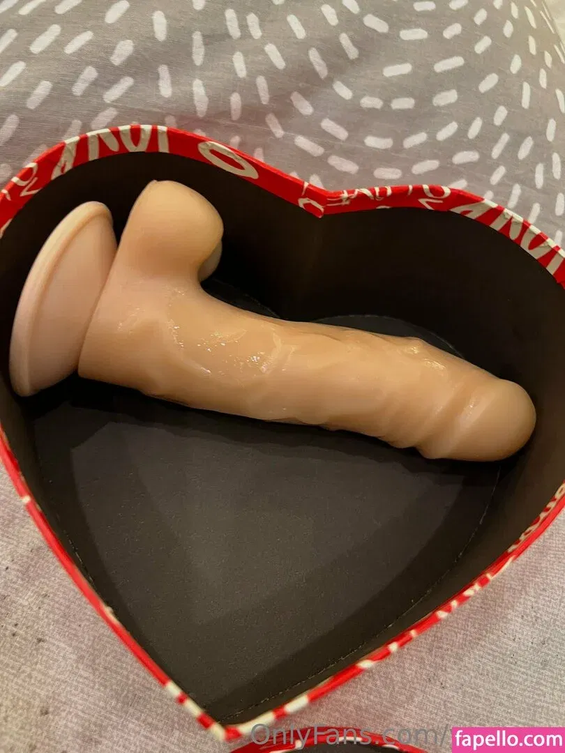 yesonee Onlyfans Photo Gallery 