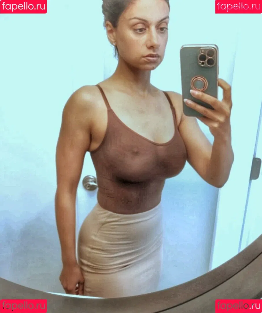 Skinnyroti Onlyfans Photo Gallery 