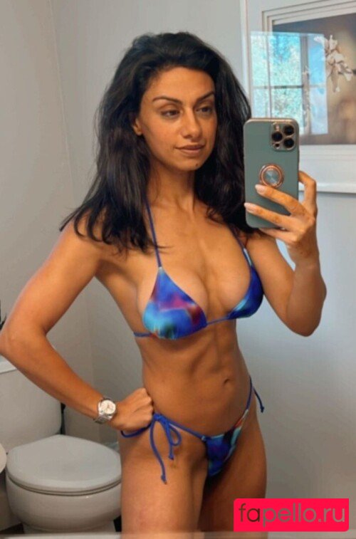 Skinnyroti Nude Onlyfans Photo 36