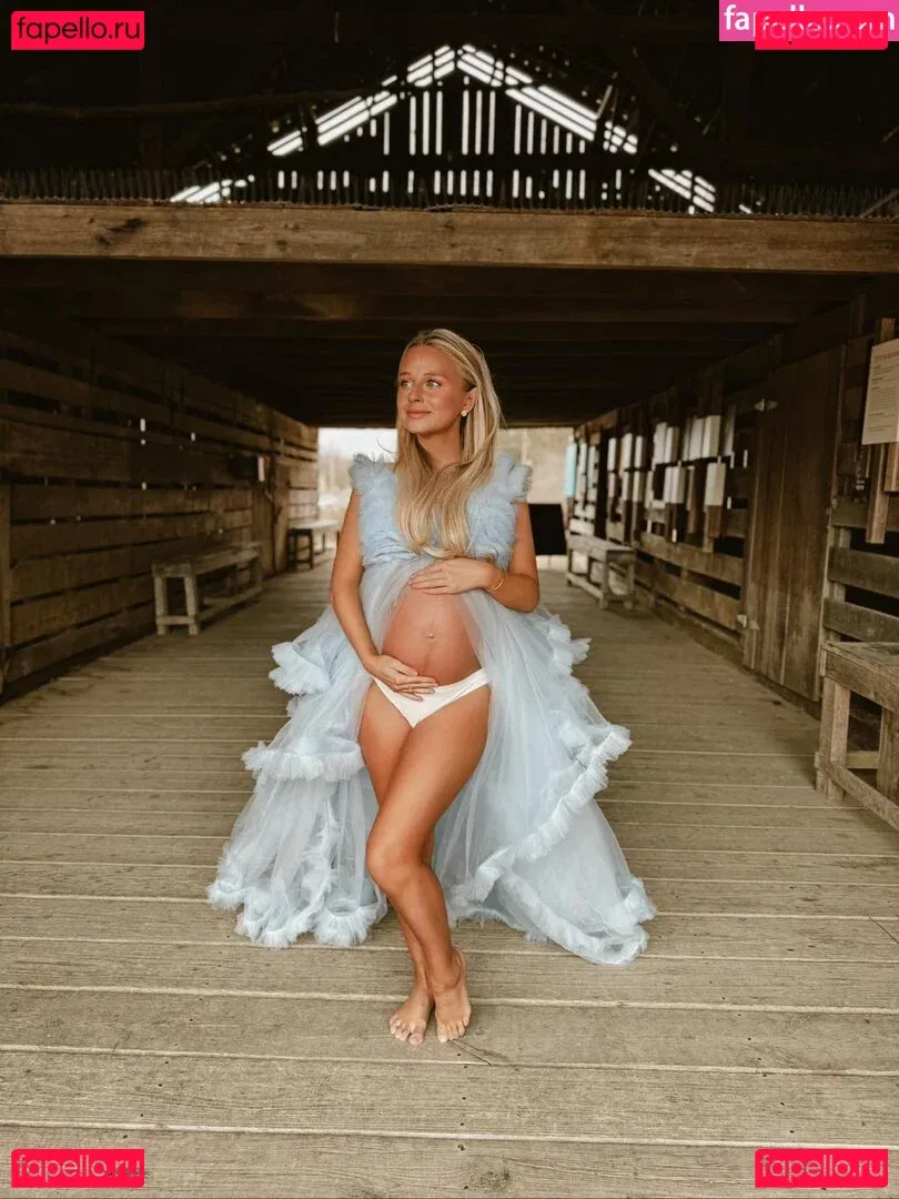 macimccarley Onlyfans Photo Gallery 