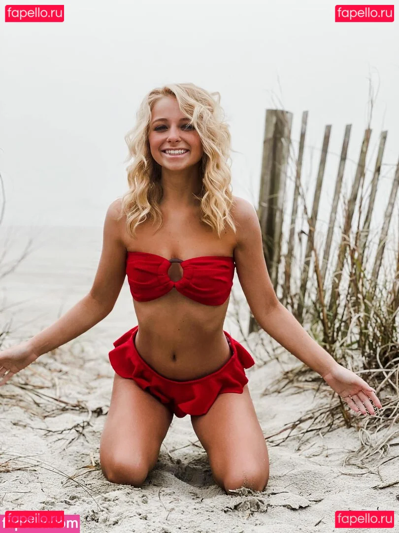 macimccarley Onlyfans Photo Gallery 