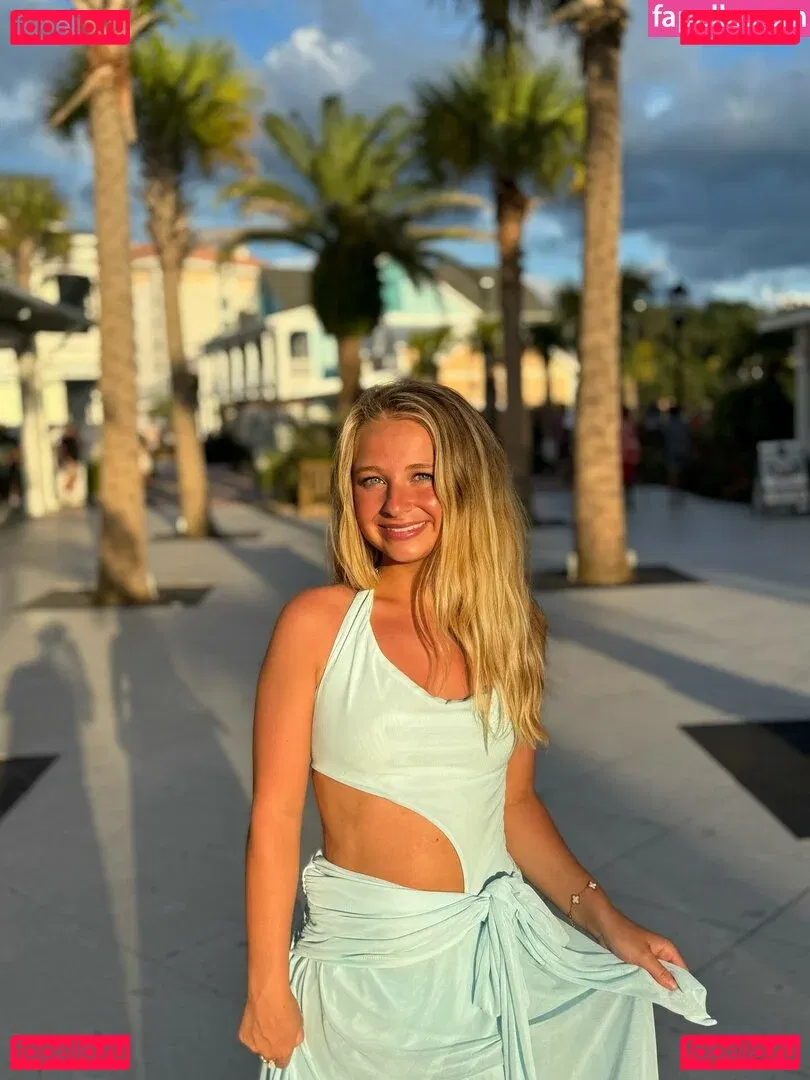 macimccarley Onlyfans Photo Gallery 