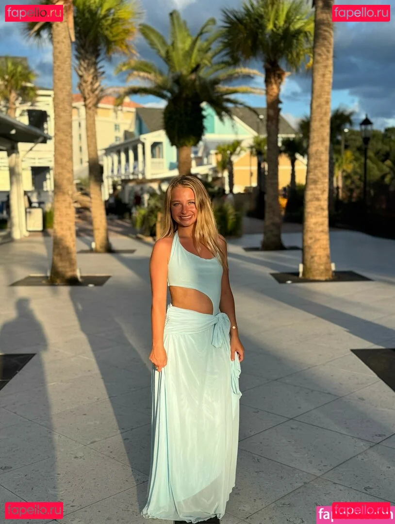 macimccarley Onlyfans Photo Gallery 