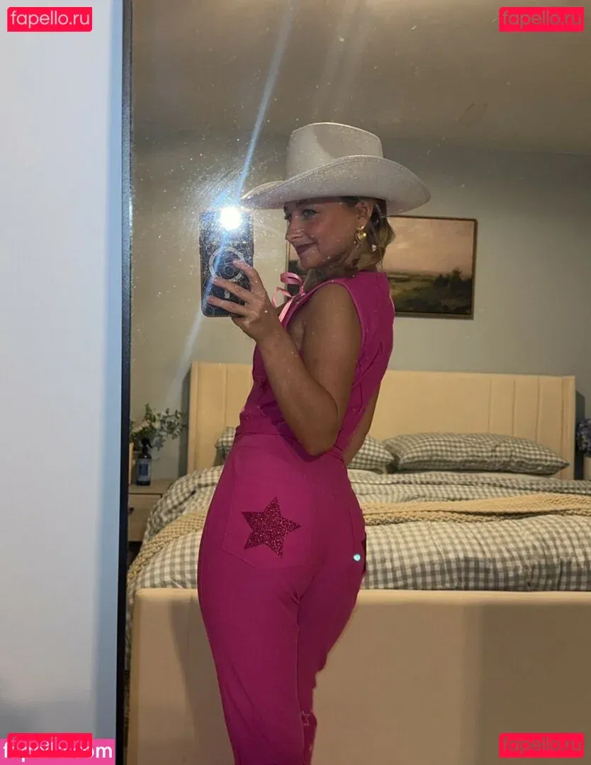 macimccarley Onlyfans Photo Gallery 