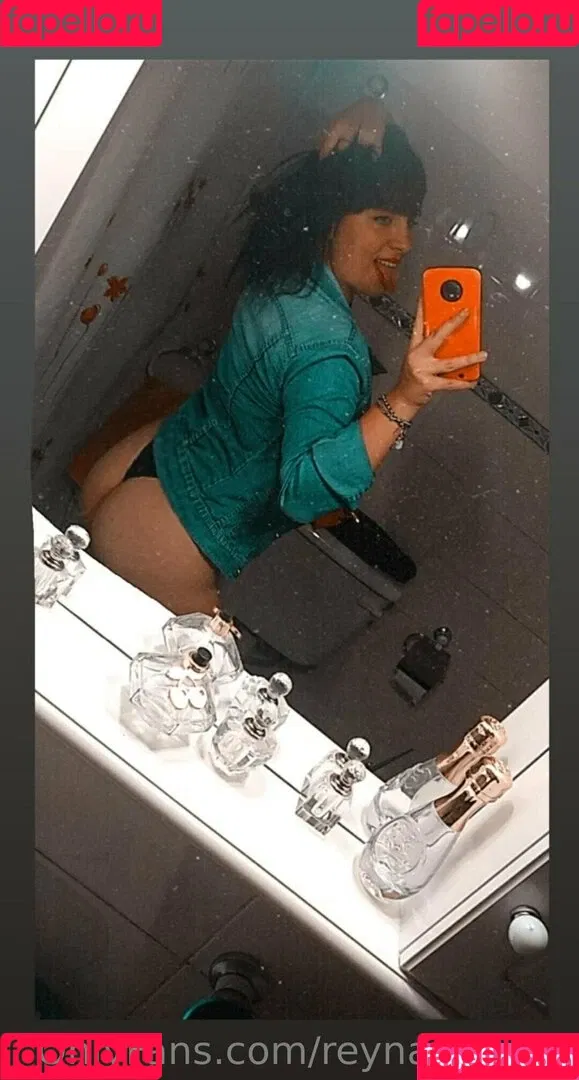 reyna_momo Onlyfans Photo Gallery 