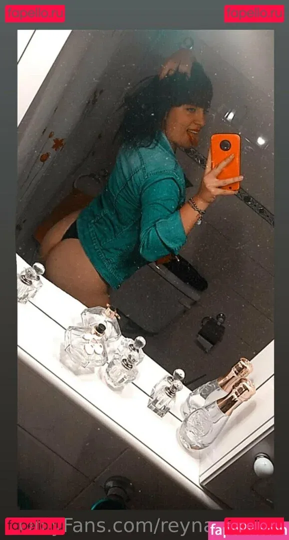 reyna_momo Onlyfans Photo Gallery 