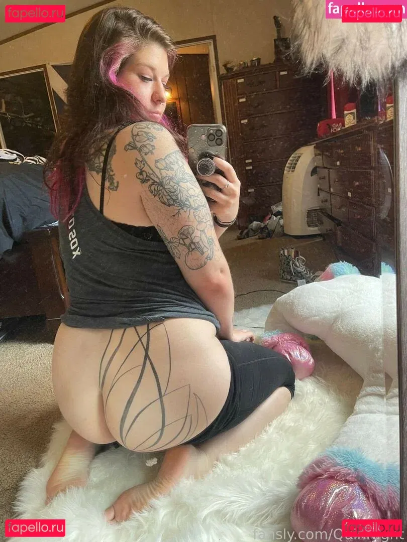 QuinNight Onlyfans Photo Gallery 