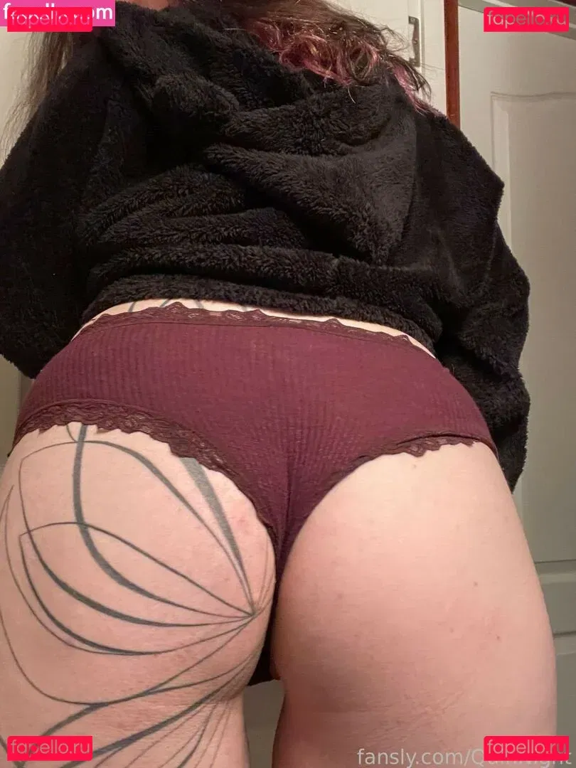 QuinNight Onlyfans Photo Gallery 