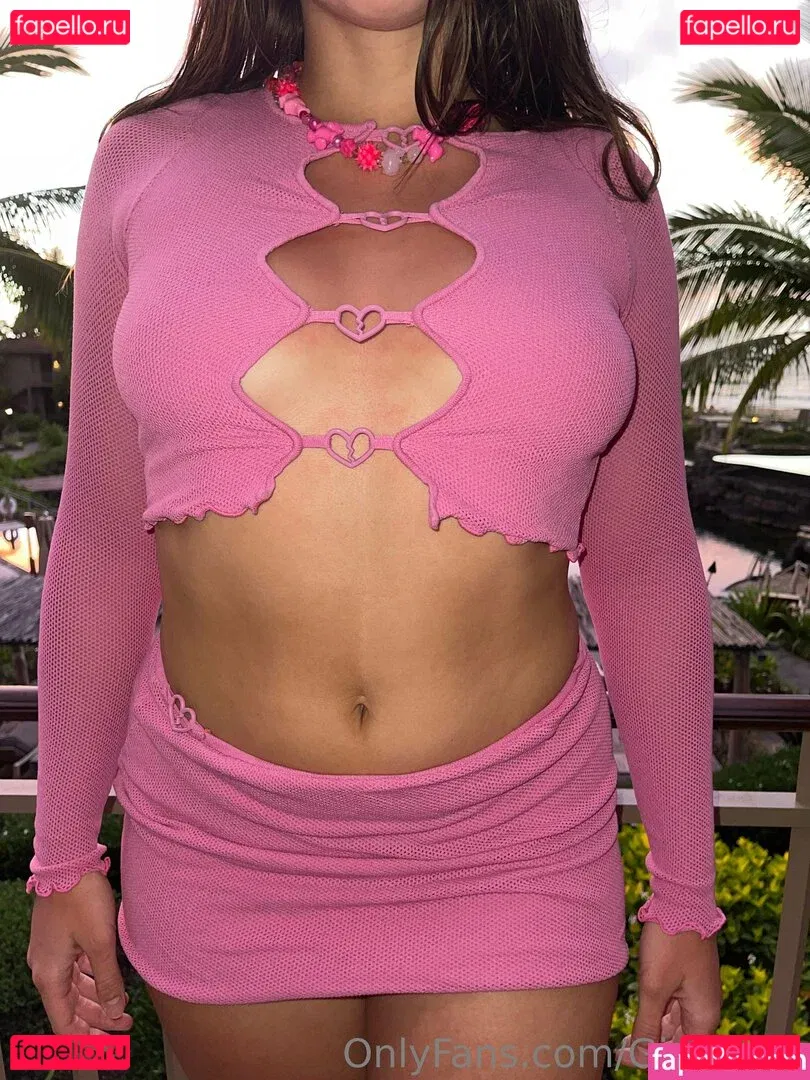 giaderza Onlyfans Photo Gallery 