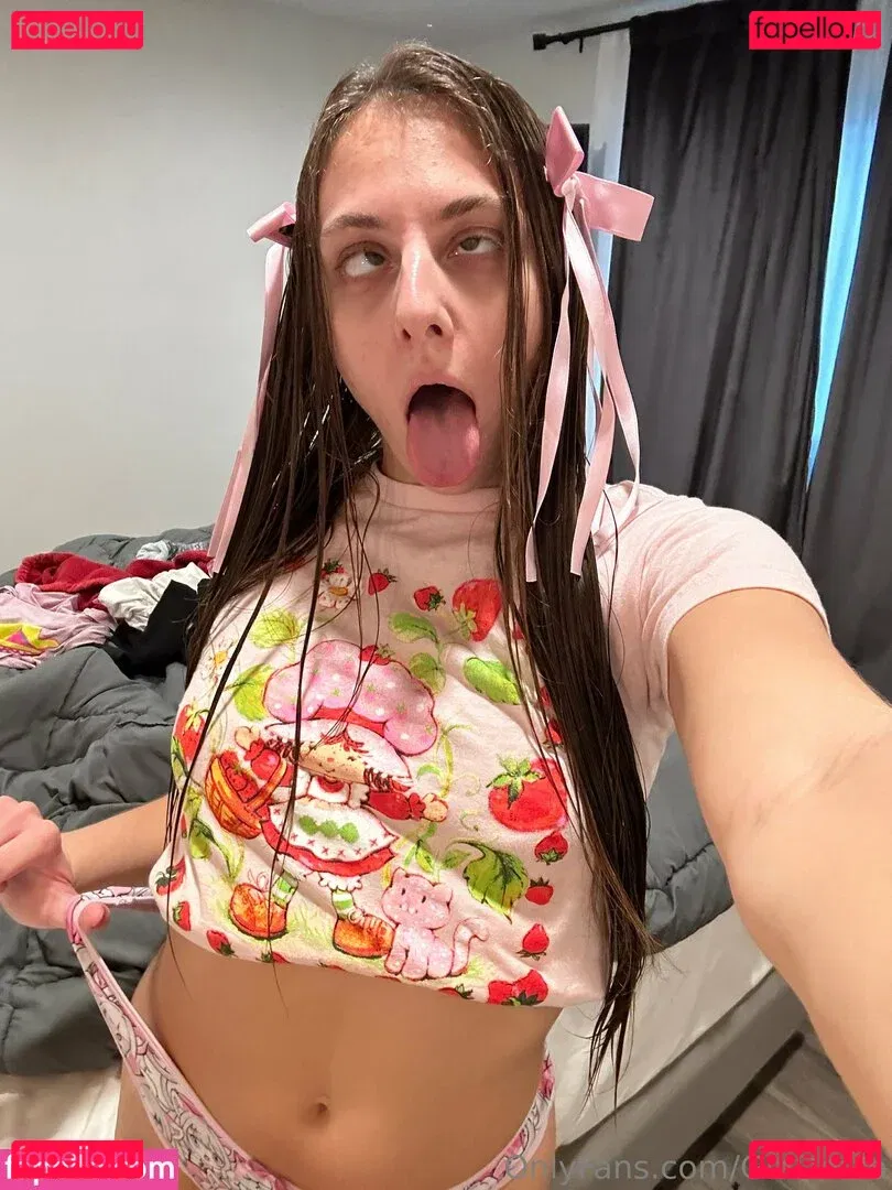 giaderza Onlyfans Photo Gallery 