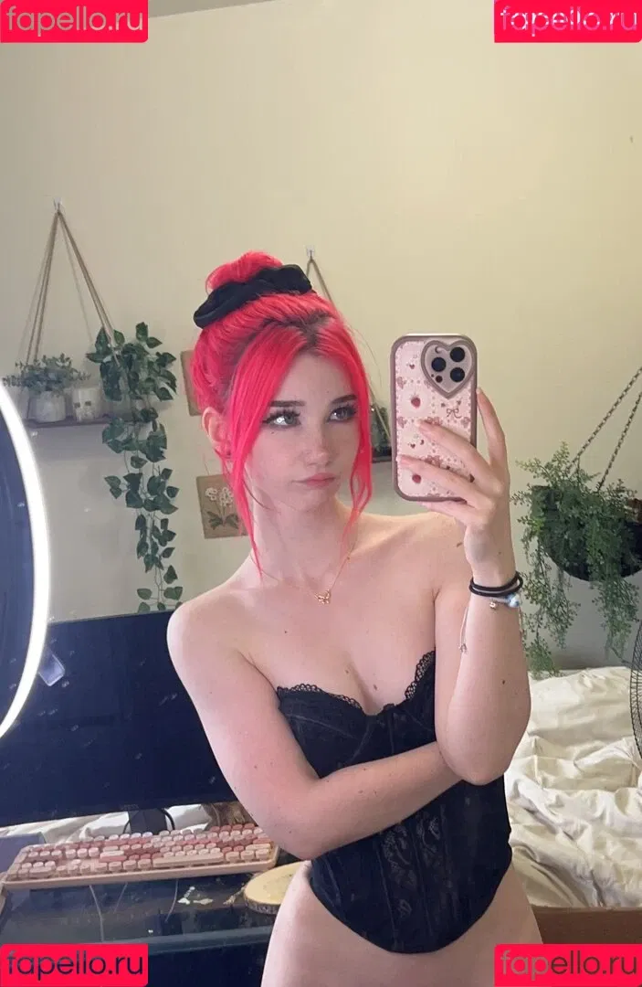 Danielle.mercedie Onlyfans Photo Gallery 
