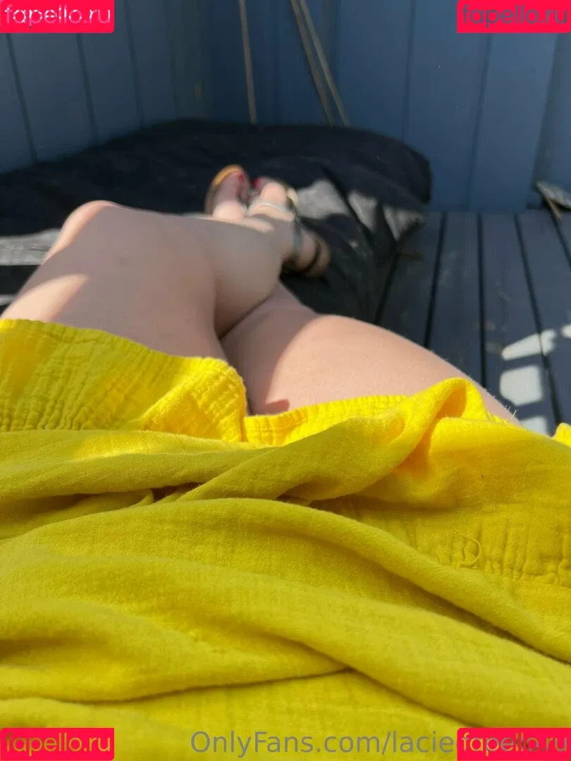 laciegreen49 Onlyfans Photo Gallery 