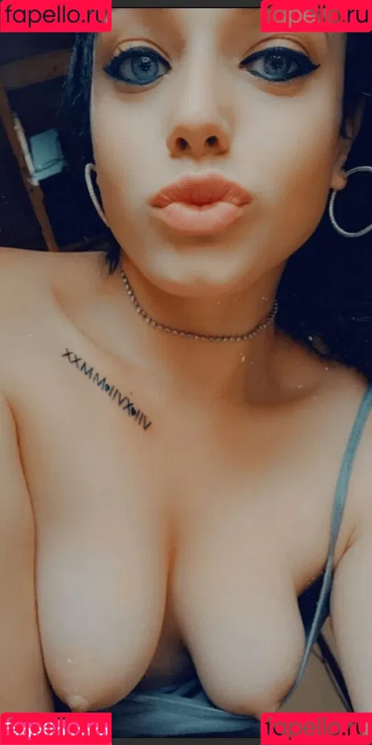 Valerie_Rosee Onlyfans Photo Gallery 