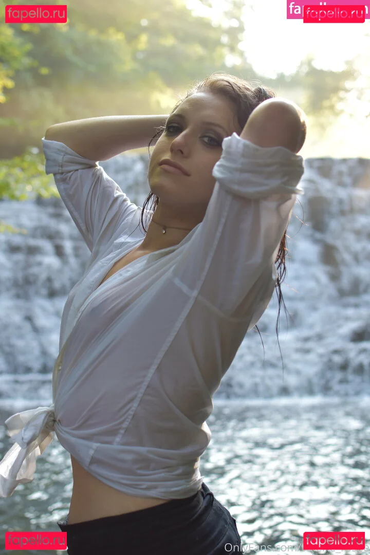 Valerie_Rosee Onlyfans Photo Gallery 