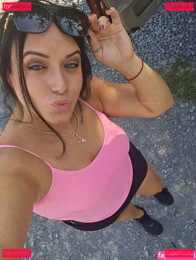 Valerie_Rosee Onlyfans Photo Gallery 