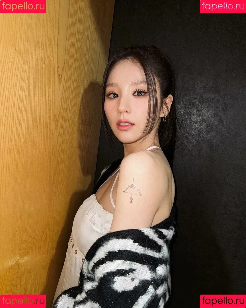 HeeJin Onlyfans Photo Gallery 