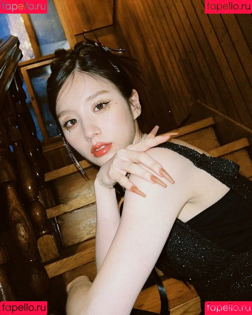 HeeJin Onlyfans Photo Gallery 