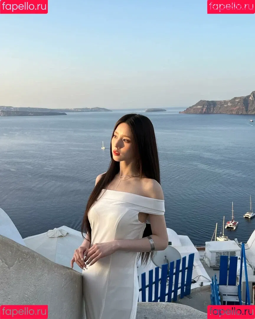 HeeJin Onlyfans Photo Gallery 