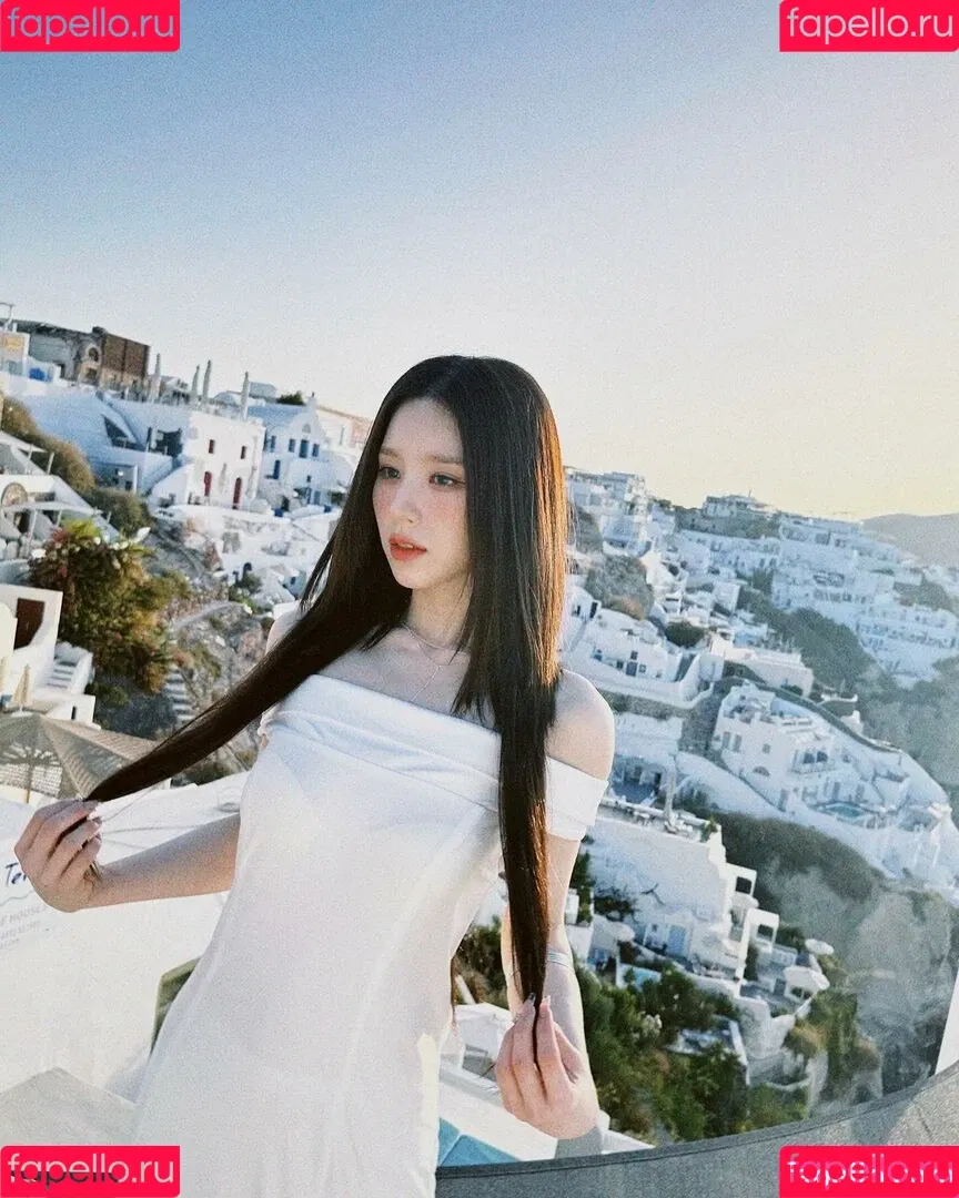 HeeJin Onlyfans Photo Gallery 