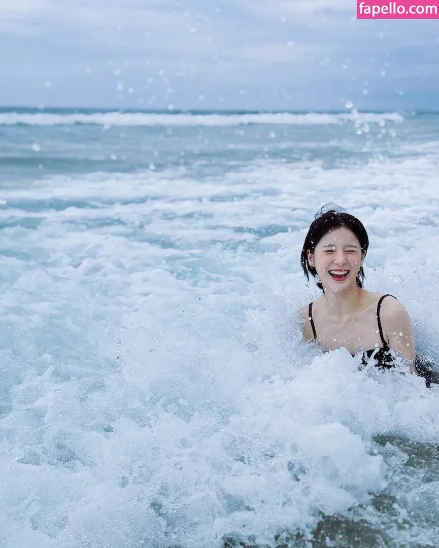 HeeJin Onlyfans Photo Gallery 