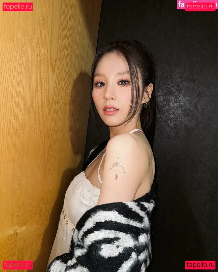 HeeJin Onlyfans Photo Gallery 