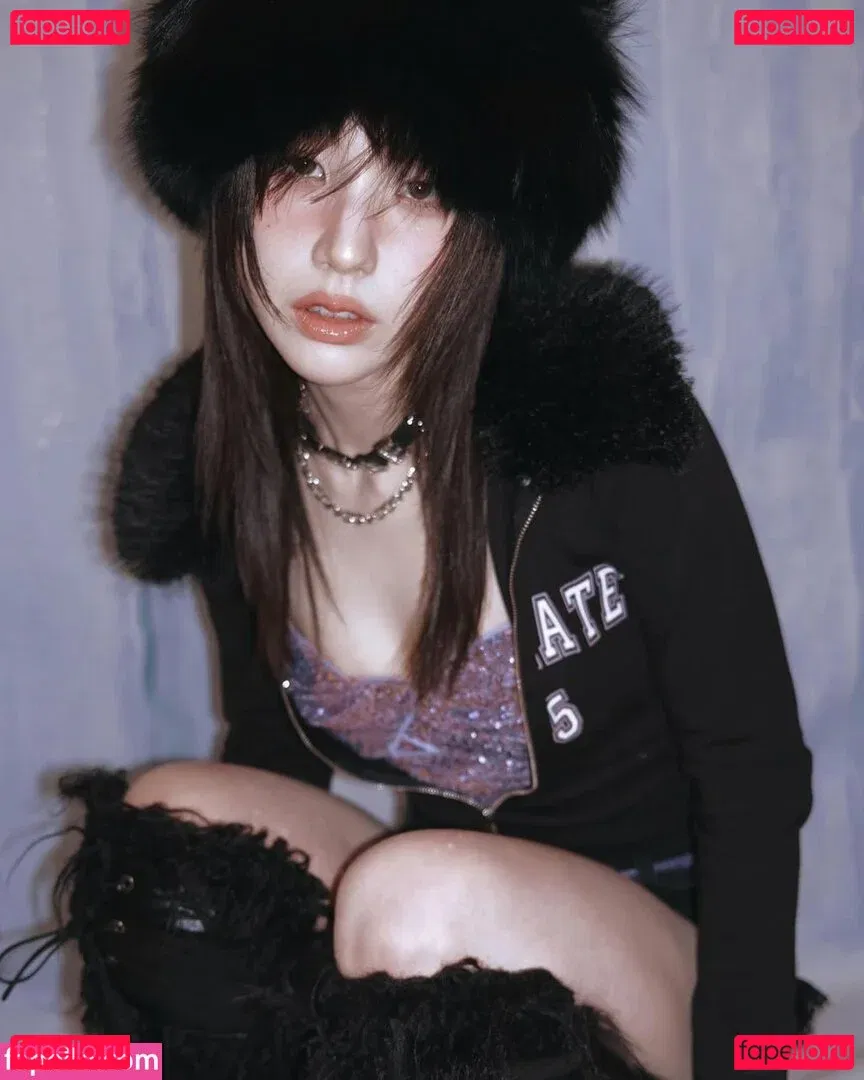 HeeJin Onlyfans Photo Gallery 