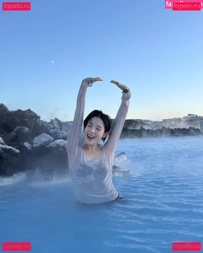 HeeJin Onlyfans Photo Gallery 