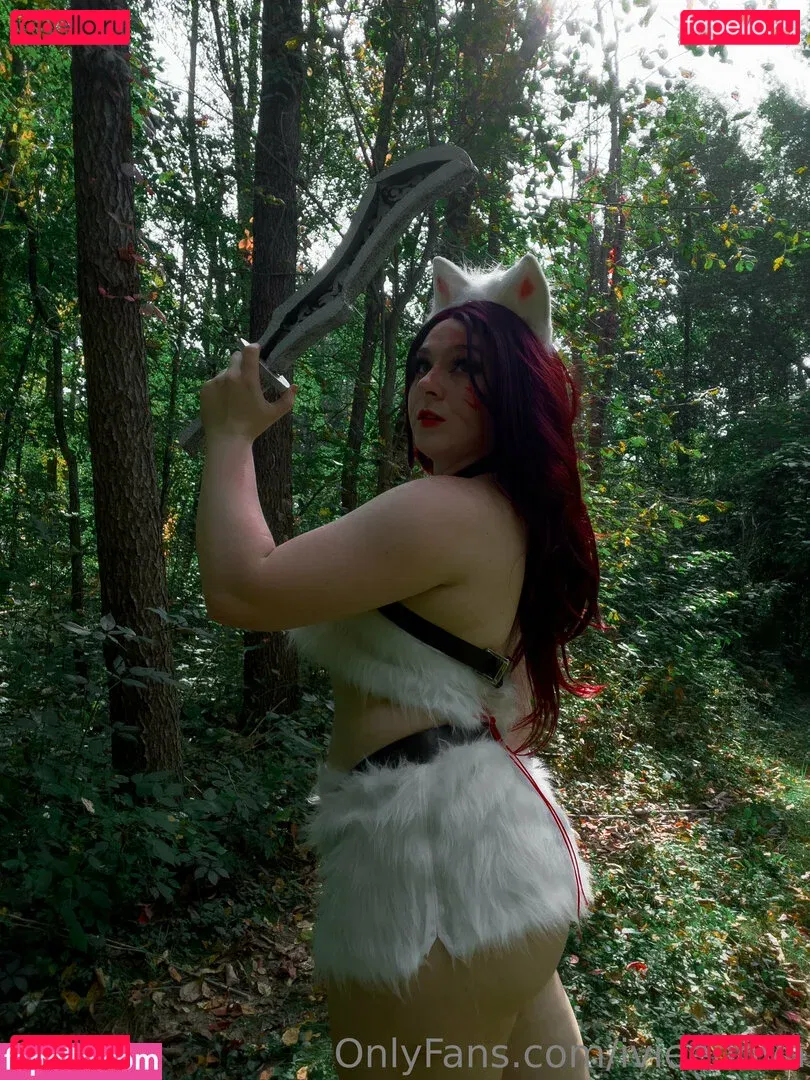 Ivieenova Onlyfans Photo Gallery 