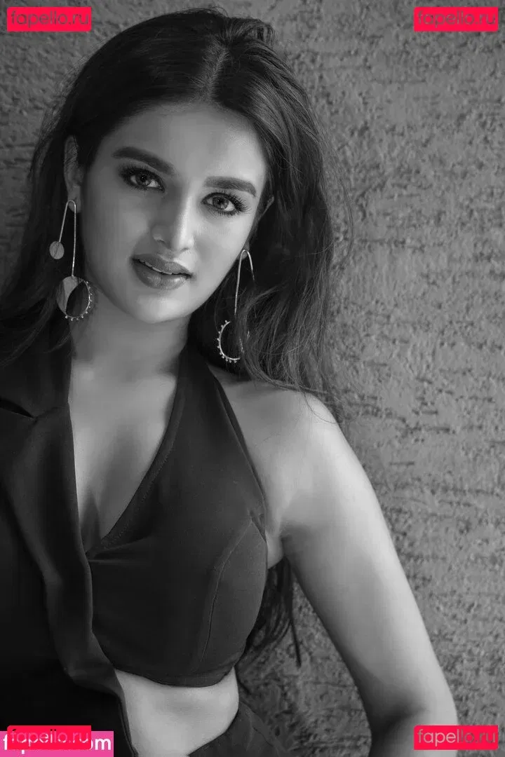 Nidhhi Agerwal Onlyfans Photo Gallery 