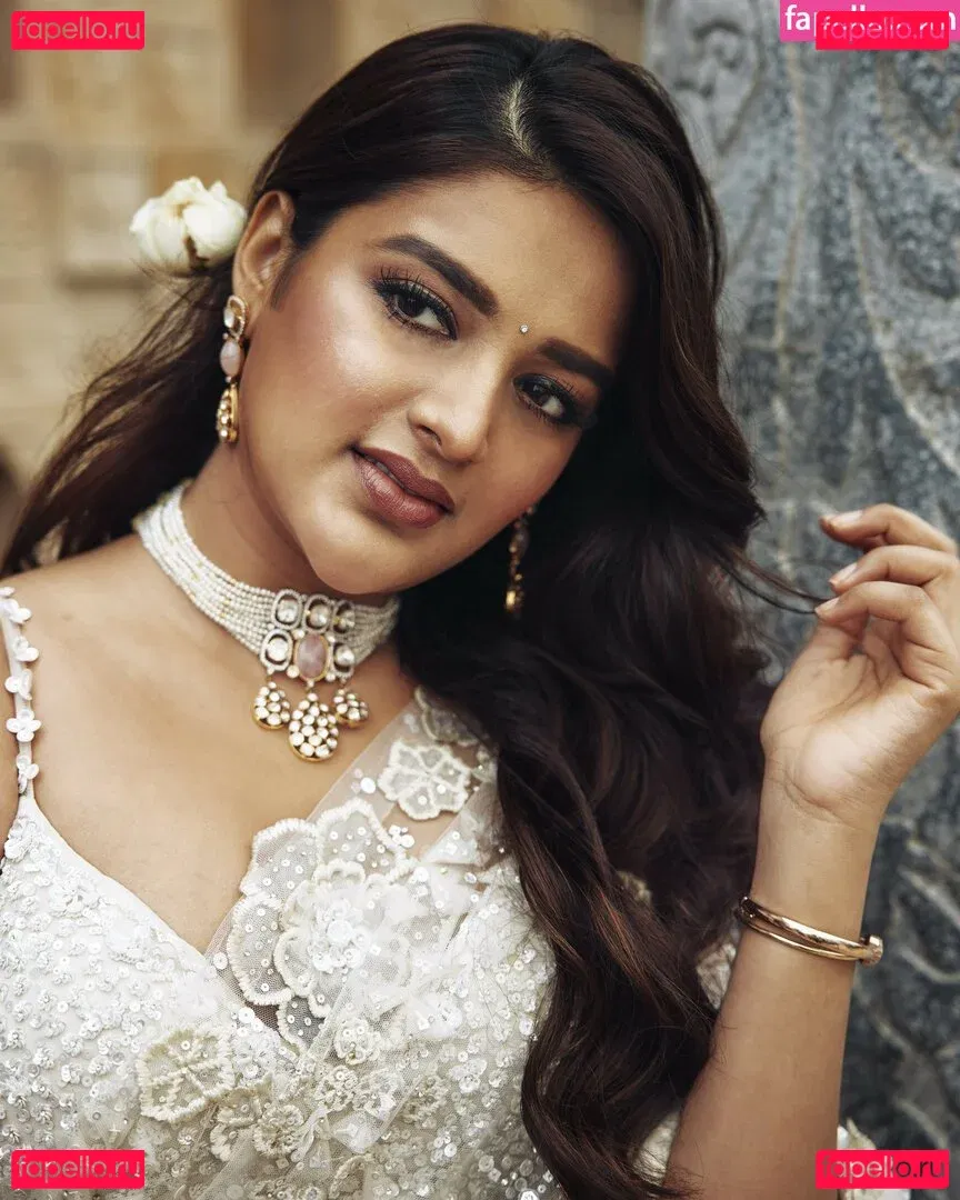 Nidhhi Agerwal Onlyfans Photo Gallery 