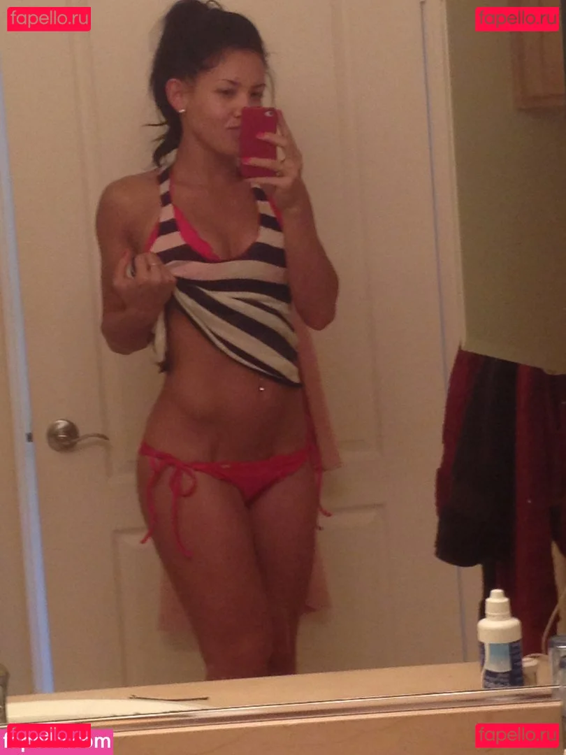 Wailana Geisen Onlyfans Photo Gallery 